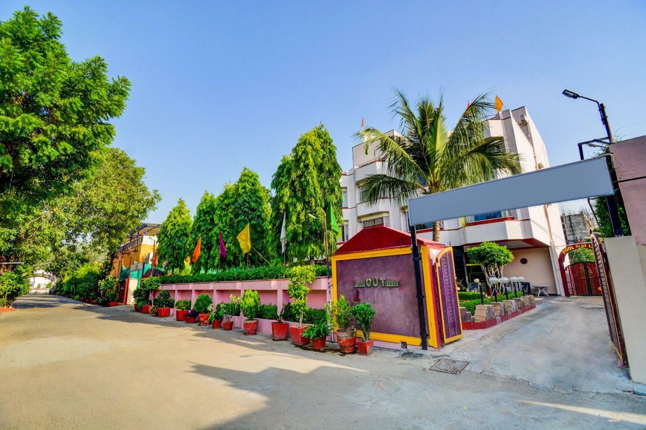 Oyo 18814 Hotel Maya International Jaipur Exteriör bild