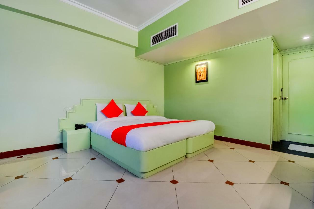 Oyo 18814 Hotel Maya International Jaipur Exteriör bild