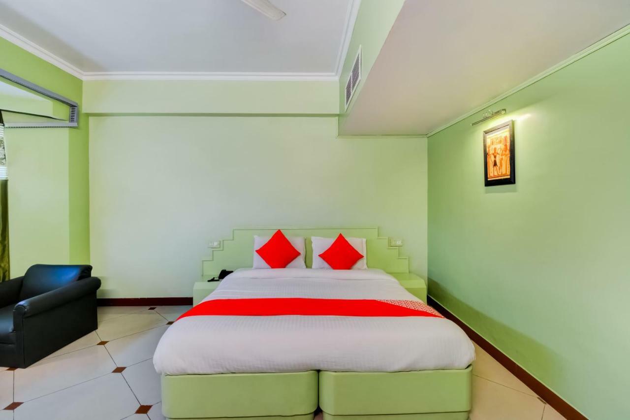 Oyo 18814 Hotel Maya International Jaipur Exteriör bild